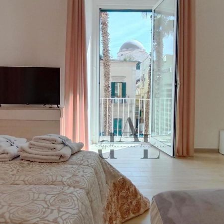 De Lucia Affittacamere - Elegante Appartamento Storico Nel Cuore Della Citta 泰尔利齐 外观 照片